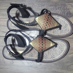 Women's sandals size 10